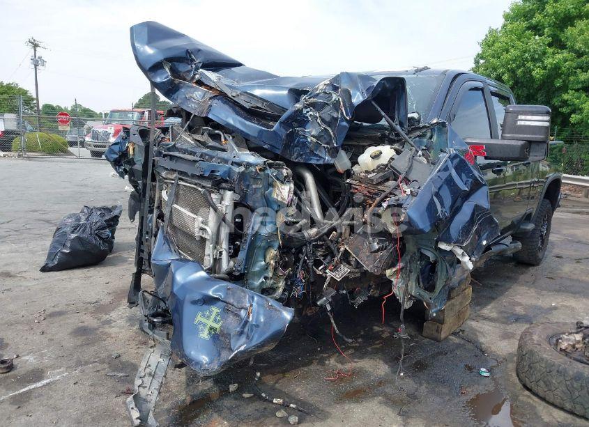 Photo 2 of 2022 Chevrolet Silverado 2500HD 4WD STANDARD BED LT (VIN 1GC4YNEY9NF138078)