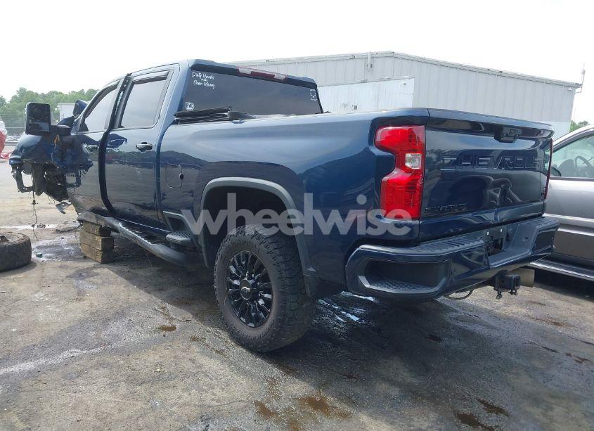Photo 3 of 2022 Chevrolet Silverado 2500HD 4WD STANDARD BED LT (VIN 1GC4YNEY9NF138078)