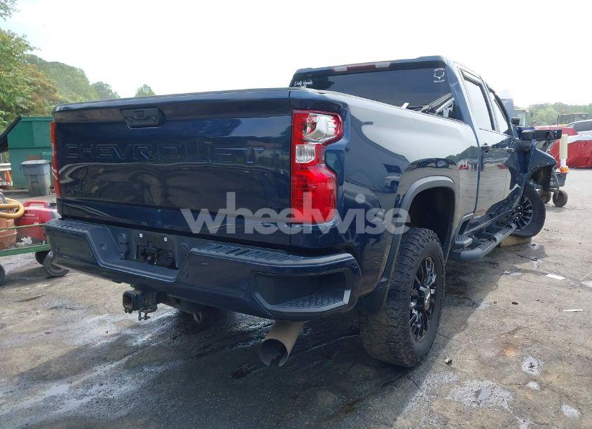 Photo 4 of 2022 Chevrolet Silverado 2500HD 4WD STANDARD BED LT (VIN 1GC4YNEY9NF138078)