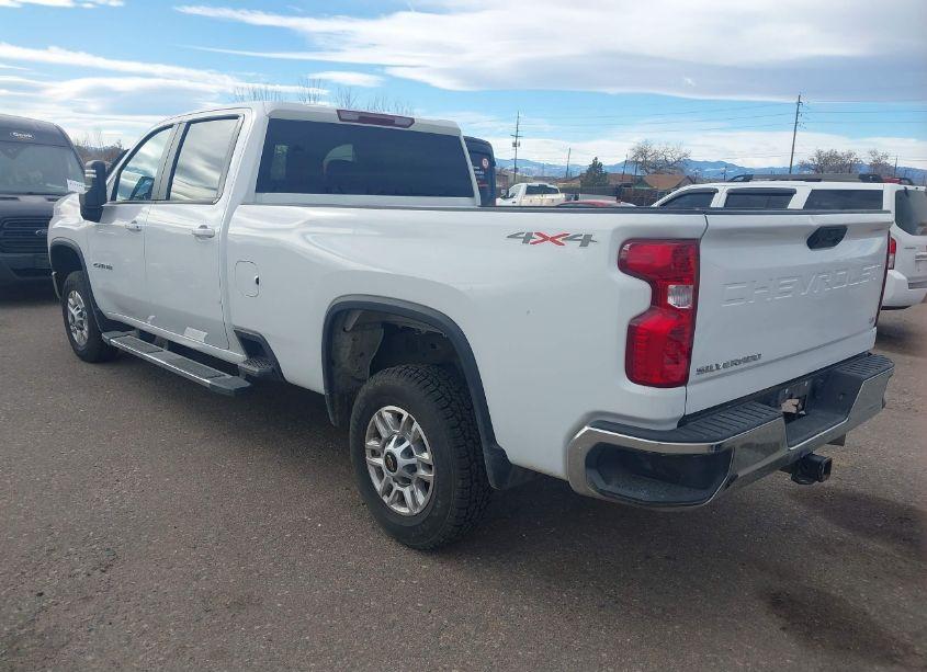 Photo 3 of 2023 Chevrolet Silverado 2500HD 4WD LONG BED LT (VIN 1GC4YNEY9PF232934)