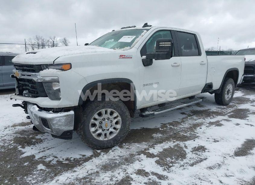 Photo 2 of 2024 Chevrolet Silverado 2500HD 4WD LONG BED LT (VIN 1GC4YNEYXRF109064)