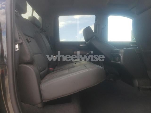 Photo 3 of 2021 CHEVROLET SILVERADO K2500 HEAVY DUTY LTZ (VIN 1GC4YPE71MF188359)