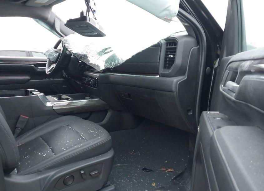 Photo 5 of 2024 Chevrolet Silverado 2500HD 4WD STANDARD BED LTZ (VIN 1GC4YPE71RF109795)