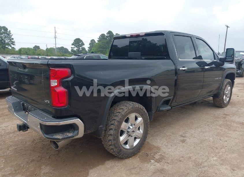 Photo 4 of 2021 Chevrolet Silverado 2500HD 4WD STANDARD BED LTZ (VIN 1GC4YPEY0MF106694)