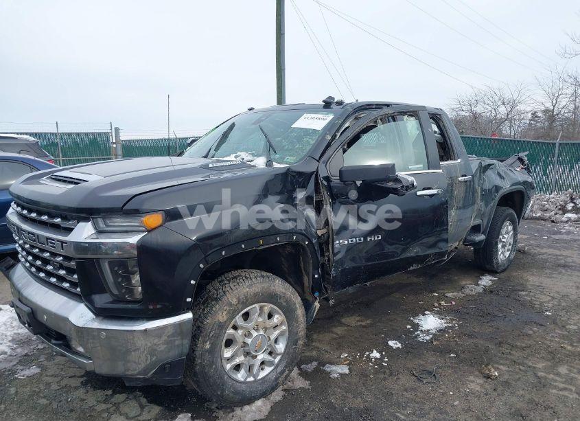 Photo 2 of 2022 Chevrolet Silverado 2500HD 4WD STANDARD BED LTZ (VIN 1GC4YPEY0NF157999)