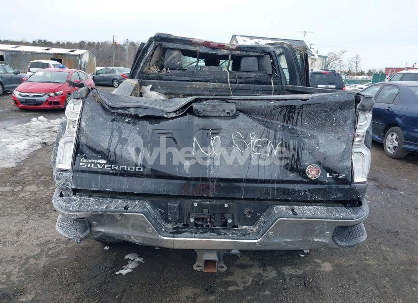 Photo 8 of 2022 Chevrolet Silverado 2500HD 4WD STANDARD BED LTZ (VIN 1GC4YPEY0NF157999)