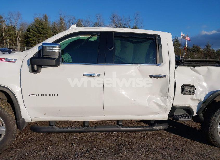 Photo 17 of 2020 Chevrolet Silverado 2500HD 4WD STANDARD BED LTZ (VIN 1GC4YPEY1LF118710)