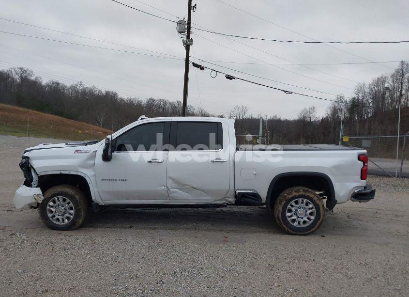 Photo 14 of 2024 Chevrolet Silverado 2500HD 4WD STANDARD BED LTZ (VIN 1GC4YPEY1RF127089)