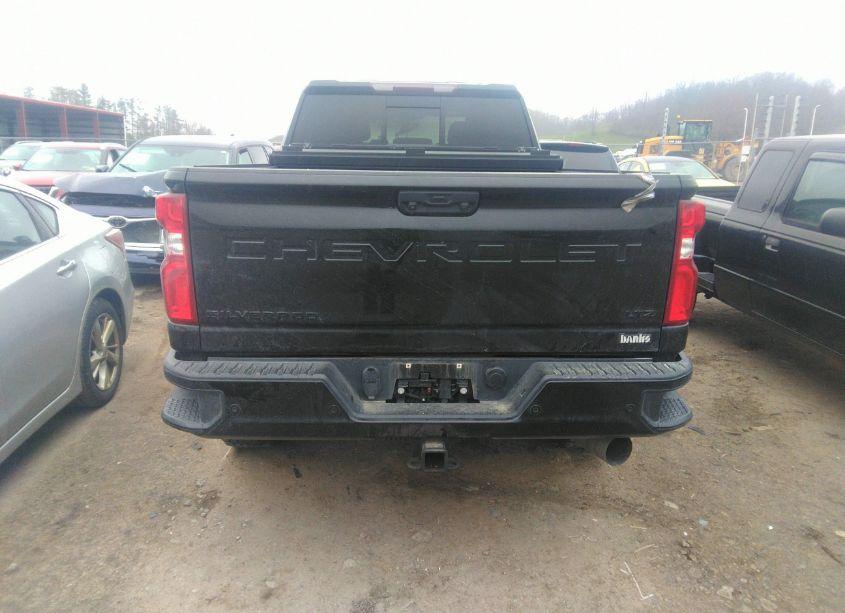 Photo 8 of 2021 Chevrolet Silverado 2500HD 4WD STANDARD BED LTZ (VIN 1GC4YPEY2MF213360)