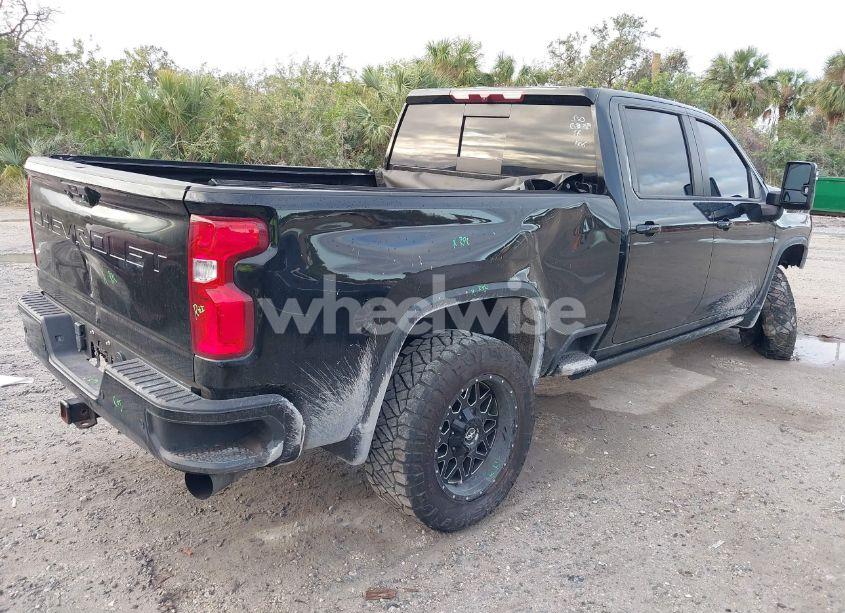 Photo 4 of 2023 Chevrolet Silverado 2500HD 4WD STANDARD BED LTZ (VIN 1GC4YPEY2PF170403)