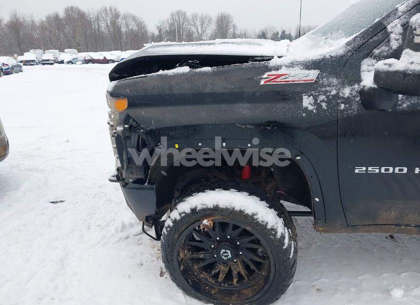 Photo 11 of 2020 Chevrolet Silverado 2500HD 4WD STANDARD BED LTZ (VIN 1GC4YPEY3LF140241)