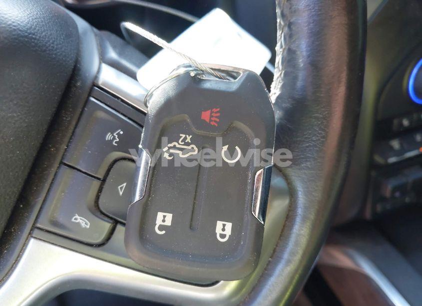 Photo 10 of 2022 Chevrolet Silverado 2500HD 4WD STANDARD BED LTZ (VIN 1GC4YPEY3NF327269)