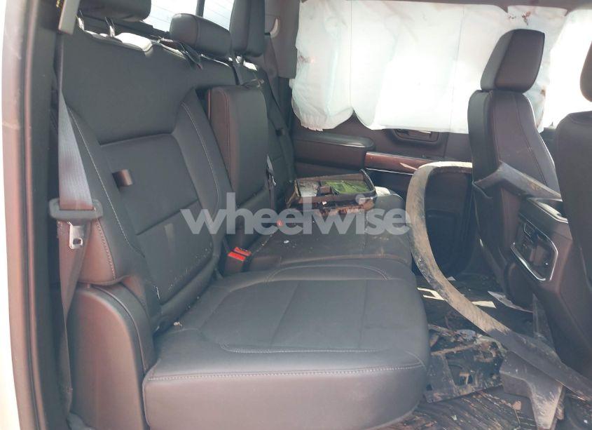 Photo 8 of 2020 Chevrolet Silverado 2500HD 4WD STANDARD BED LTZ (VIN 1GC4YPEY5LF102557)