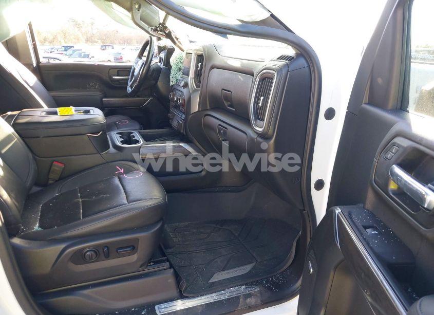 Photo 5 of 2021 Chevrolet Silverado 2500HD 4WD STANDARD BED LTZ (VIN 1GC4YPEY5MF294872)