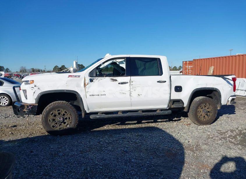 Photo 6 of 2021 Chevrolet Silverado 2500HD 4WD STANDARD BED LTZ (VIN 1GC4YPEY5MF294872)