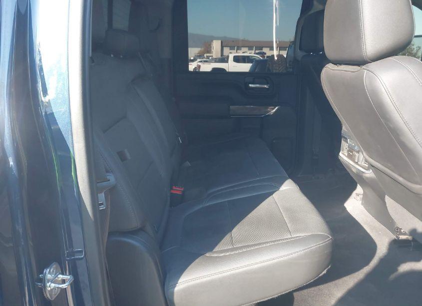 Photo 6 of 2020 Chevrolet Silverado 2500HD 4WD STANDARD BED LTZ (VIN 1GC4YPEY6LF161505)
