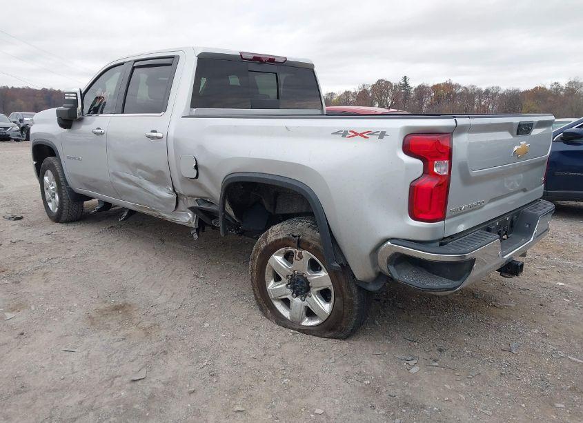 Photo 3 of 2022 Chevrolet Silverado 2500HD 4WD STANDARD BED LTZ (VIN 1GC4YPEY6NF361495)