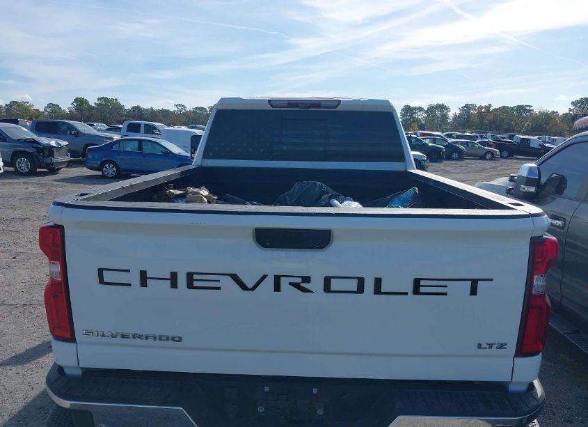 Photo 15 of 2021 Chevrolet Silverado 2500HD 4WD STANDARD BED LTZ (VIN 1GC4YPEY7MF244975)