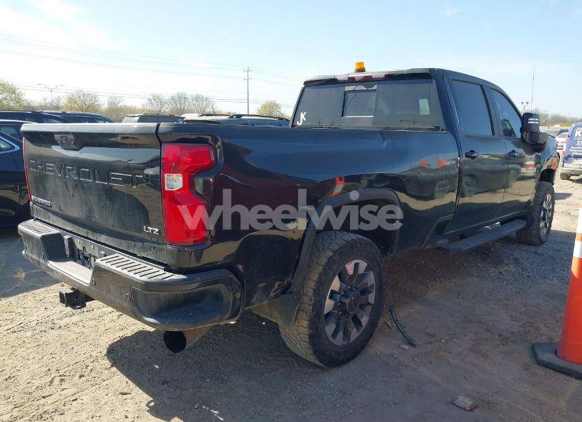 Photo 4 of 2021 Chevrolet Silverado 2500HD 4WD LONG BED LTZ (VIN 1GC4YPEY9MF147843)