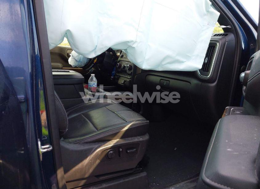 Photo 5 of 2020 Chevrolet Silverado 2500HD 4WD STANDARD BED HIGH COUNTRY (VIN 1GC4YRE74LF125492)