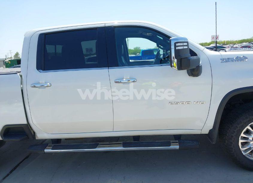 Photo 12 of 2021 Chevrolet Silverado 2500HD 4WD STANDARD BED HIGH COUNTRY (VIN 1GC4YREY3MF184575)