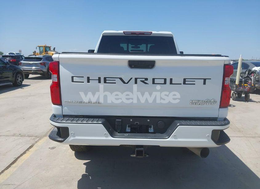 Photo 14 of 2021 Chevrolet Silverado 2500HD 4WD STANDARD BED HIGH COUNTRY (VIN 1GC4YREY3MF184575)