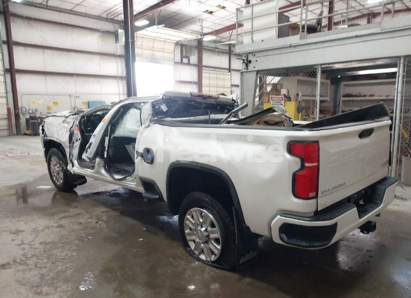 Photo 4 of 2024 Chevrolet Silverado 2500HD 4WD STANDARD BED HIGH COUNTRY (VIN 1GC4YREY3RF366445)