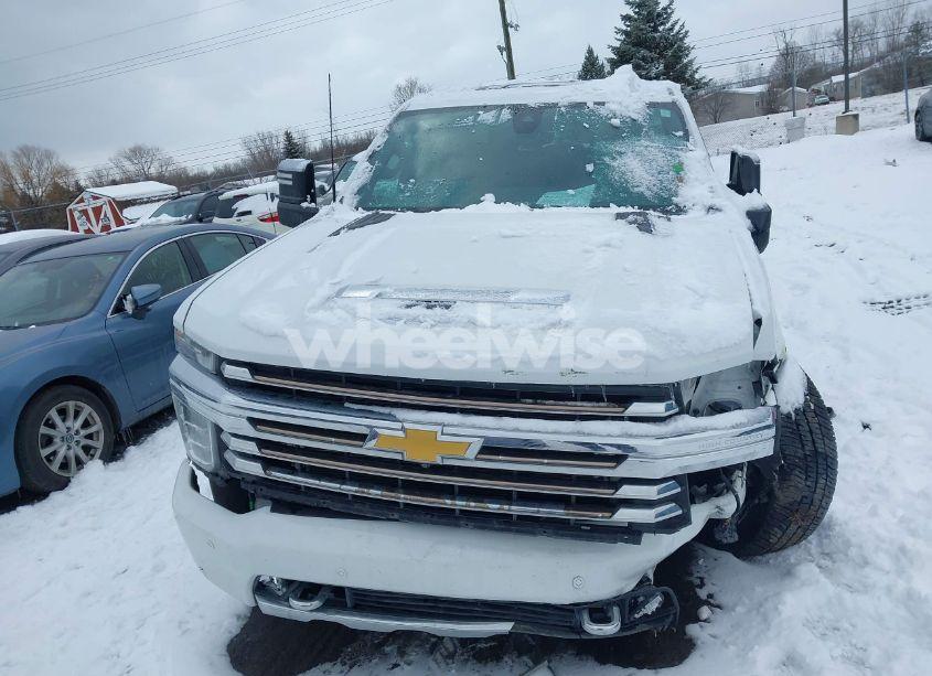 Photo 13 of 2020 Chevrolet Silverado 2500HD 4WD STANDARD BED HIGH COUNTRY (VIN 1GC4YREY5LF106653)