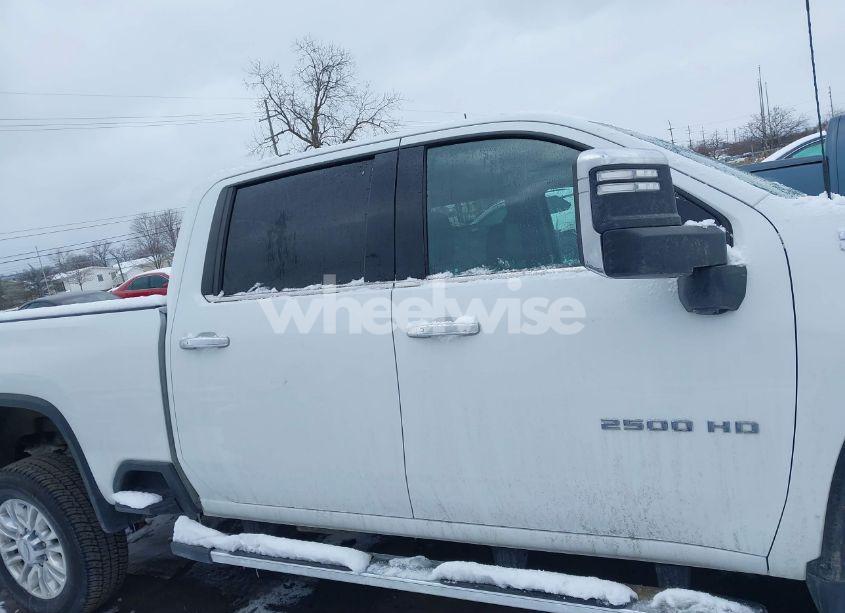 Photo 14 of 2020 Chevrolet Silverado 2500HD 4WD STANDARD BED HIGH COUNTRY (VIN 1GC4YREY5LF106653)
