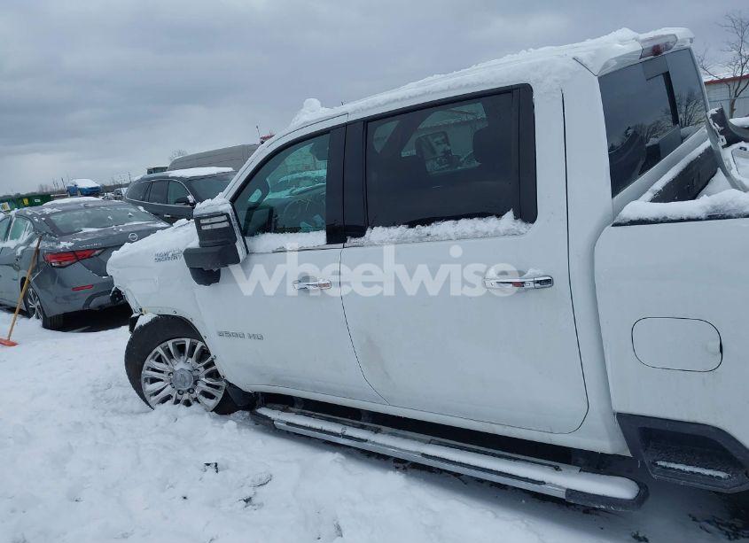 Photo 15 of 2020 Chevrolet Silverado 2500HD 4WD STANDARD BED HIGH COUNTRY (VIN 1GC4YREY5LF106653)