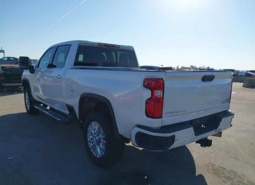 Photo 3 of 2020 Chevrolet Silverado 2500HD (VIN 1GC4YREY6LF101462)