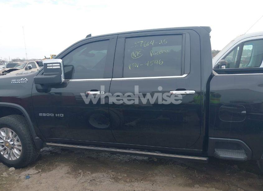 Photo 14 of 2022 Chevrolet Silverado 2500HD (VIN 1GC4YREY7NF364546)