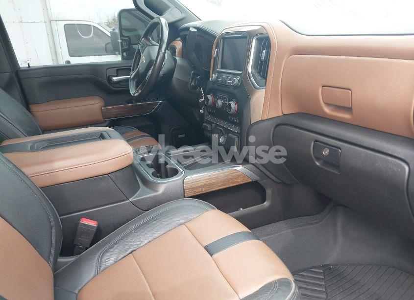 Photo 7 of 2022 Chevrolet Silverado 2500HD (VIN 1GC4YREY7NF364546)