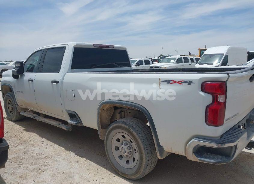 Photo 13 of 2022 Chevrolet Silverado 3500HD 4WD LONG BED WT (VIN 1GC4YSE7XNF196447)