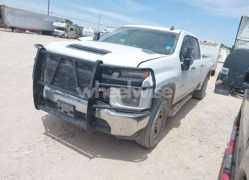 Photo 2 of 2022 Chevrolet Silverado 3500HD 4WD LONG BED WT (VIN 1GC4YSE7XNF196447)