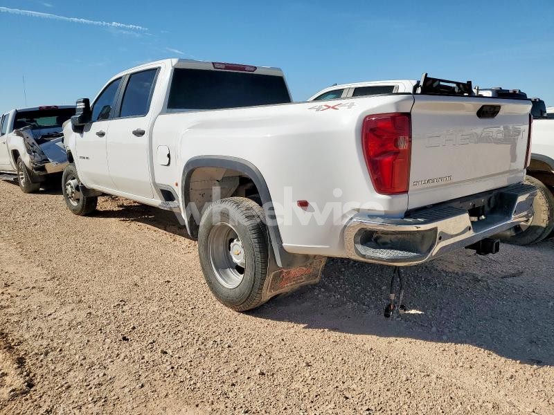 Photo 2 of 2024 CHEVROLET SILVERADO K3500 (VIN 1GC4YSEY0RF365194)