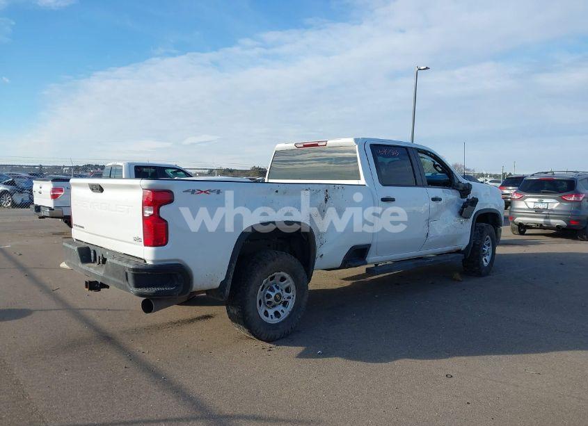 Photo 4 of 2020 Chevrolet Silverado 3500HD 4WD LONG BED WT (VIN 1GC4YSEY3LF200487)