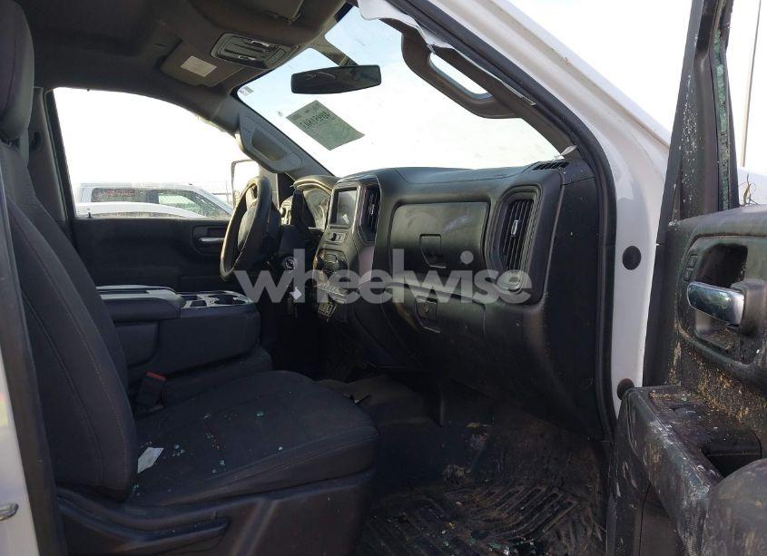 Photo 5 of 2020 Chevrolet Silverado 3500HD 4WD LONG BED WT (VIN 1GC4YSEY3LF200487)