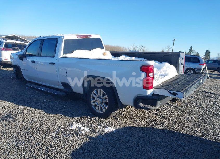 Photo 3 of 2022 Chevrolet Silverado 3500HD 4WD LONG BED WT (VIN 1GC4YSEY4NF365953)