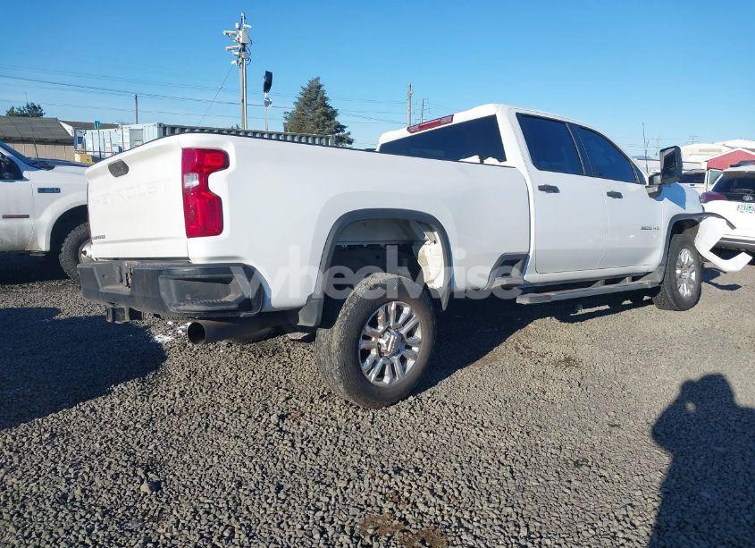 Photo 4 of 2022 Chevrolet Silverado 3500HD 4WD LONG BED WT (VIN 1GC4YSEY4NF365953)