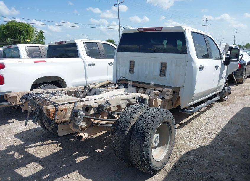 Photo 4 of 2022 Chevrolet Silverado 3500HD 4WD LONG BED WT (VIN 1GC4YSEY5NF245630)