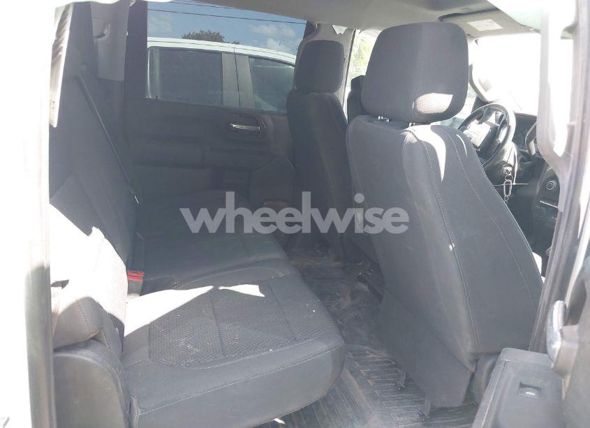 Photo 6 of 2022 Chevrolet Silverado 3500HD 4WD LONG BED WT (VIN 1GC4YSEY5NF245630)