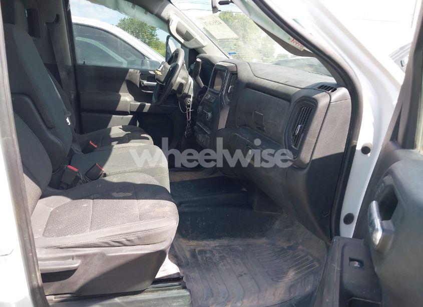 Photo 7 of 2022 Chevrolet Silverado 3500HD 4WD LONG BED WT (VIN 1GC4YSEY5NF245630)