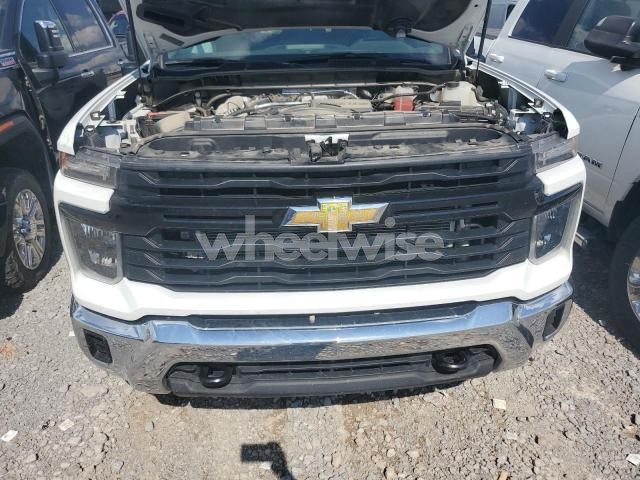 Photo 2 of 2024 CHEVROLET SILVERADO K3500 (VIN 1GC4YSEY7RF345217)