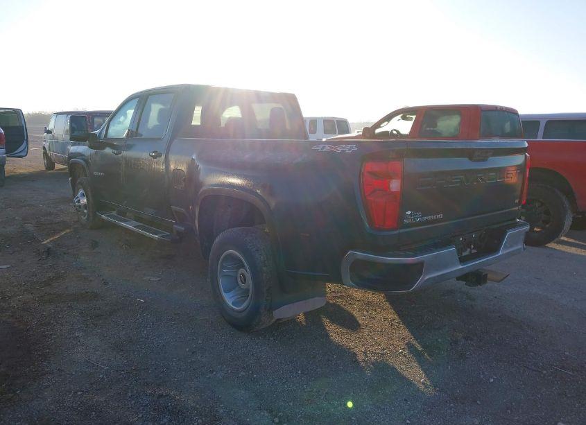 Photo 3 of 2021 Chevrolet Silverado 3500HD 4WD LONG BED LT (VIN 1GC4YTE76MF276140)