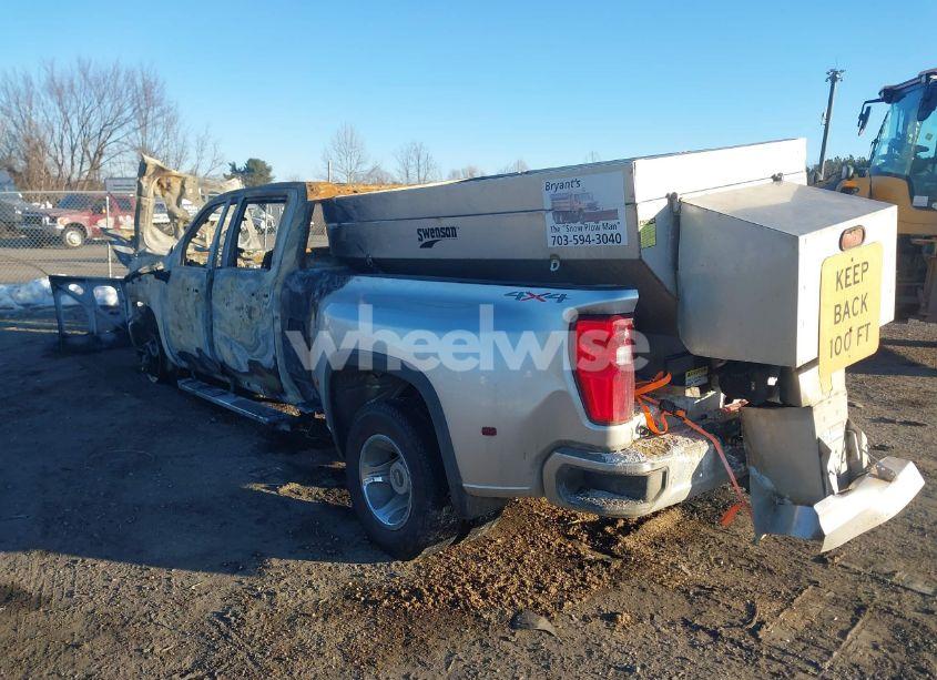 Photo 3 of 2022 Chevrolet Silverado 3500HD 4WD LONG BED LT (VIN 1GC4YTEY3NF254140)