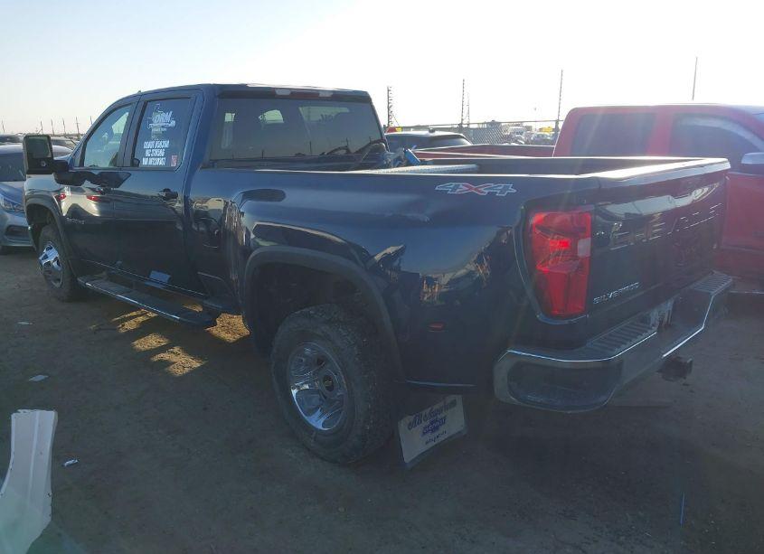 Photo 3 of 2022 Chevrolet Silverado 3500HD 4WD LONG BED LT (VIN 1GC4YTEY4NF220367)
