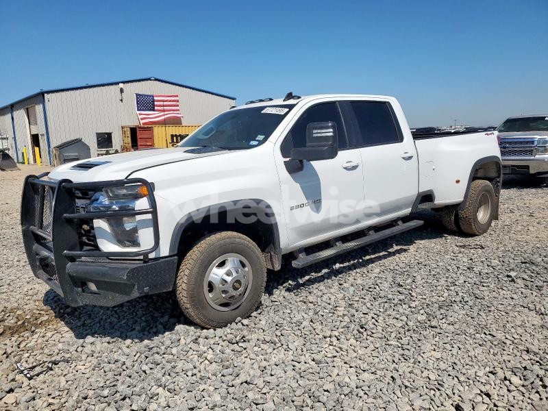 Photo 2 of 2021 CHEVROLET SILVERADO K3500 LT (VIN 1GC4YTEY6MF307606)