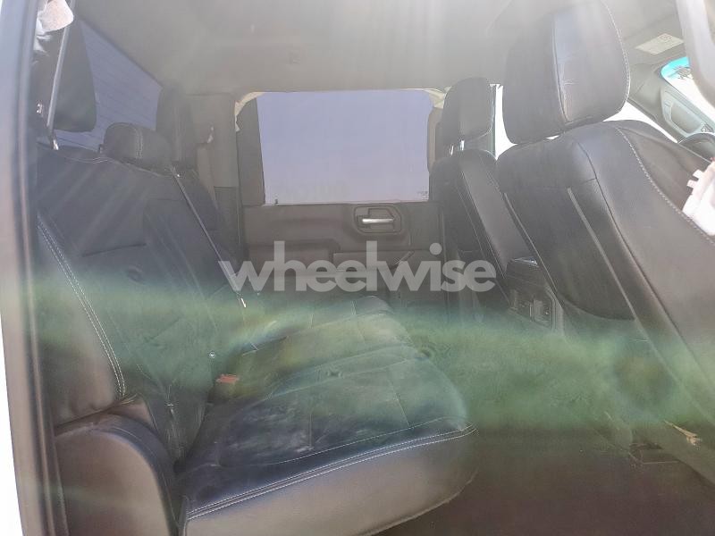 Photo 3 of 2021 CHEVROLET SILVERADO K3500 LT (VIN 1GC4YTEY6MF307606)