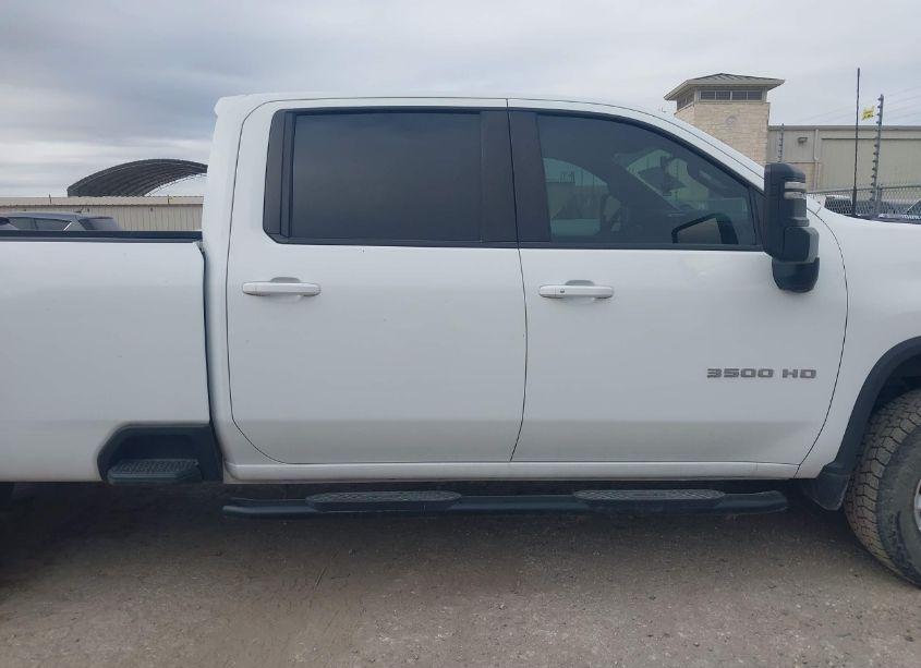 Photo 13 of 2022 Chevrolet Silverado 3500HD (VIN 1GC4YTEY6NF365281)
